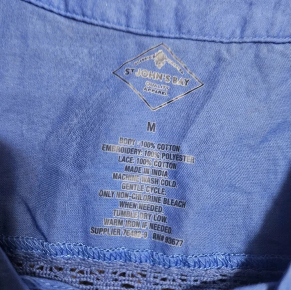 St. Johns Bay Blue V Neck Tie Tank Top Embroidered Shirt Blouse Size Medium! - Picture 2 of 6